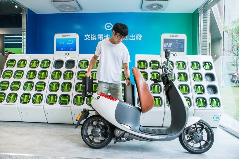 Lo scooter elettrico Yamaha EC-05 è stato lanciato ad agosto sul mercato di Taiwan in collaborazione con Gogoro