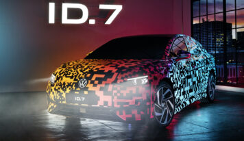 Nuova Volkswagen ID.7 con camouflage luminescente